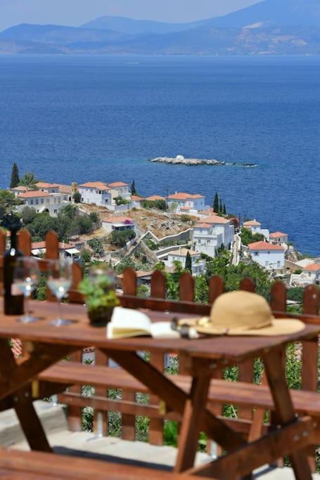 Haven Appartement Hydra  Buitenkant foto
